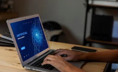 explore o funcionamento básico da automação nas operações de criptomoedas, os passos envolvidos, a coleta de dados e a execução de ordens
